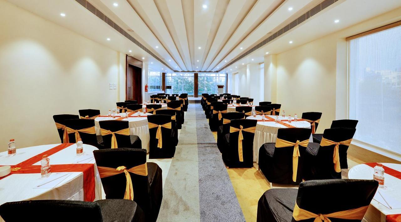 Mastiff Select Gulbarga Hotel Kalaburagi Exterior photo