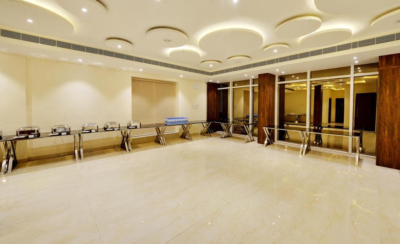Mastiff Select Gulbarga Hotel Kalaburagi Exterior photo